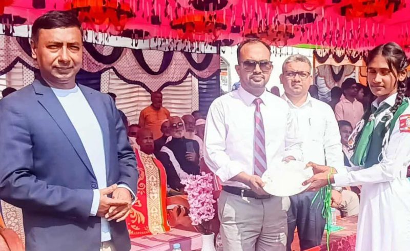 সব্দালপুর ইউনিয়ন মাধ্যমিক বিদ্যালয়ে বার্ষিক ক্রীড়া প্রতিযোগিতা ও পুরস্কার বিতরণ