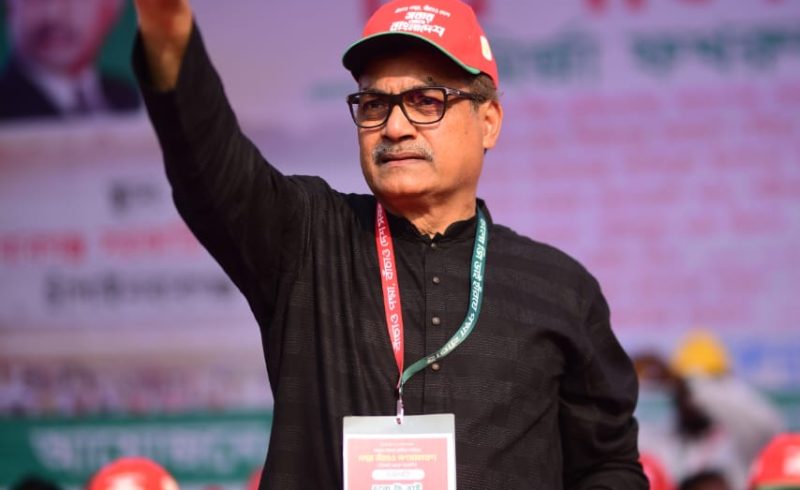 চাঁপাইনবাবগঞ্জ-৩ আসনে পরাজয়ের পরও উন্নয়নের অঙ্গীকার হারুনুর রশীদের