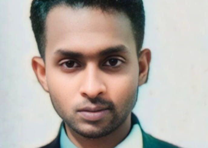 সাংবাদিকতার আড়ালে প্রতারণার অভিযোগ,কে এই ‘বিপ্লব’